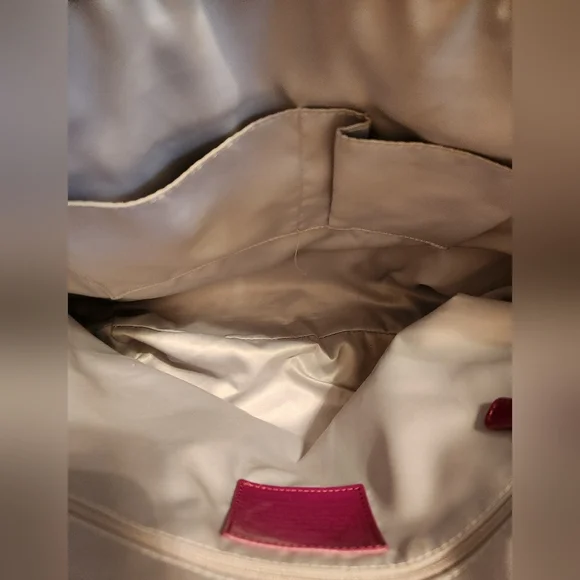 Coach Poppy Daisy Patent Leather Shoulder/Tote Bag- Raspberry Purple - Picture 8 of 16